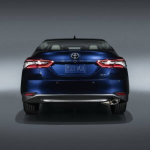 تويوتا كامري LE 2023